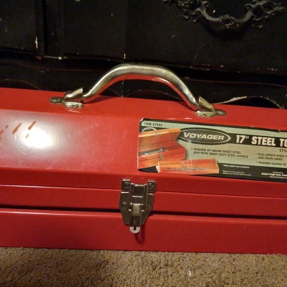 Toolbox - Picture 2 of 4